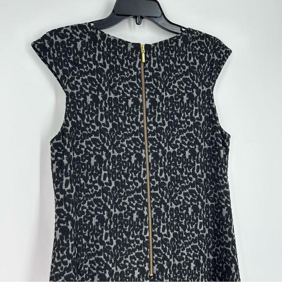 Eliza J Black and Grey Sheath Dress - Picture 4 of 7